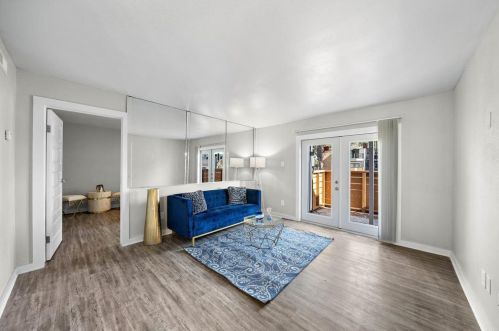 3520 Nasa Pkwy, Taylor Lake Village TX  77586-6405 exterior