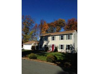 12 Granite St, Providence, RI 02919-6106