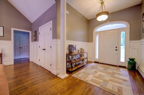 53 Crystal Ridge Dr, Ellington CT  06029-3052 exterior