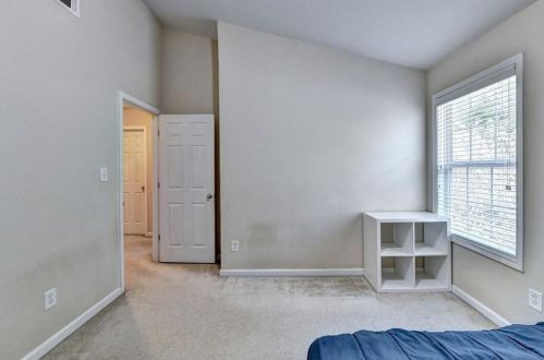 357 Creek Manor Way, Suwanee GA  30024-6565 exterior