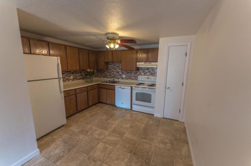 2108 White Cedar Blvd, Portsmouth, NH 03801-6564