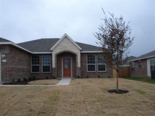 737 Redwing Dr, Fort Worth TX  76131-2908 exterior
