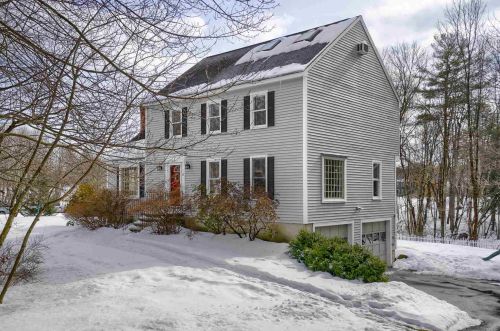 37 English Range Rd, Derry, NH 03038-5323