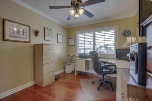 305 Kenmore St, Anaheim CA  92804-2114 exterior