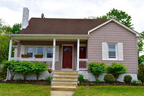 306 Cedar St, Lakehurst NJ  08733-2906 exterior