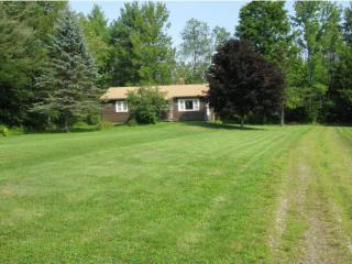 519 Center Rd, Goshen, NH 03752-3412