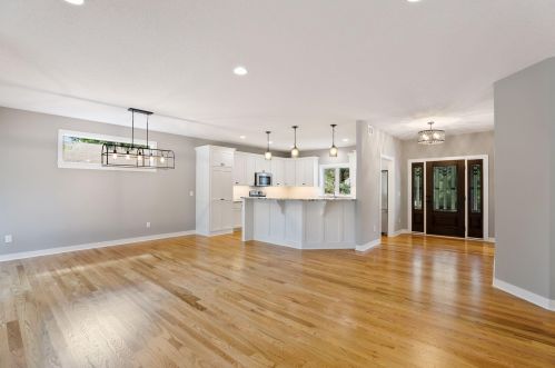 115 Greenwood St, Saint Paul MN  55115-2247 exterior