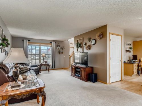 8028 Greenbriar Ln, Saint Paul MN  55125-8472 exterior