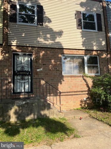 2103 13th St, Philadelphia, PA 19148-2915