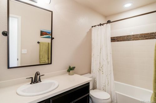 7090 Robertsdale Way, Denver CO 80016-7504 exterior