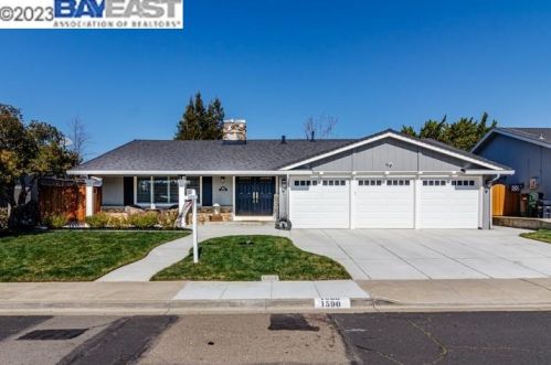 1590 De Leon Way, Livermore, CA 94550-5634