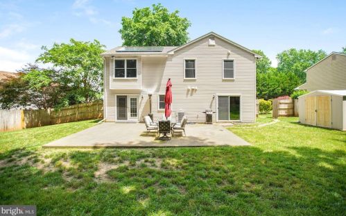 13468 Photo Dr, Woodbridge VA  22193-3930 exterior
