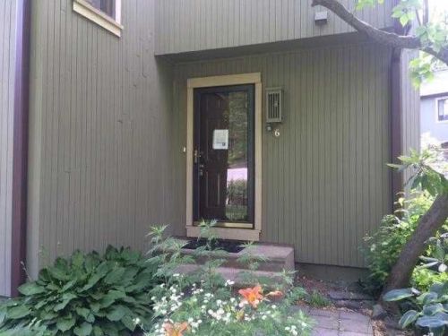 6 Racoon Ridge Rd, Woodbury, CT 06798-3227