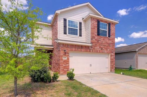 1428 Breanna Ln, Uhland TX  78640 exterior