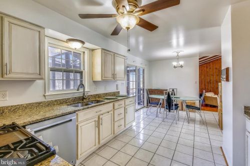 14100 Cricket Ln, Silver Spring MD 20904-5918 exterior