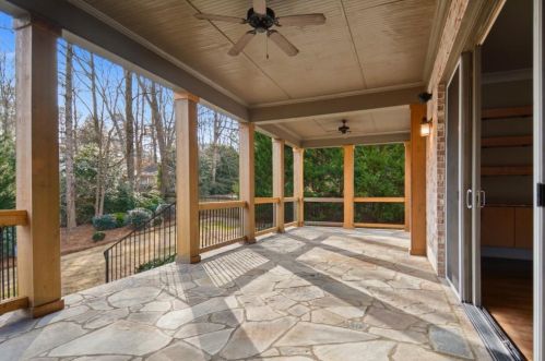 3896 Flowerland Dr, Atlanta GA  exterior