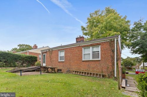 1809 Florin St, Silver Spring MD 20902-3838 exterior