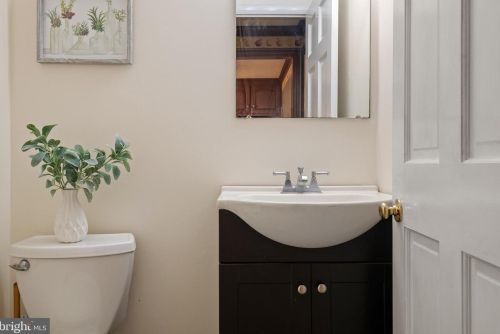 116 Tracy Berg Rd, Lancaster PA  17603-9417 exterior