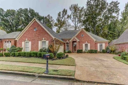 7483 Links View Ln, Cordova, TN 38018-1823