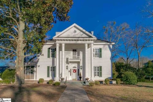 408 Brown Ave, Belton, SC 29627-1504