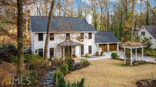2120 Stone Hollow Ct, Marietta, GA 30062-6360
