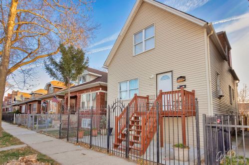 4341 Crystal St, Chicago, IL 60651-1712