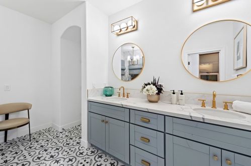 85 Sanctuary, Irvine CA  92620-3425 exterior