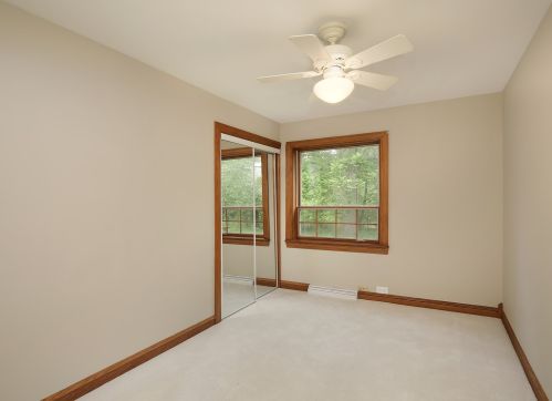 2759 Deerfield Rd, Bannockburn IL  60015-3809 exterior