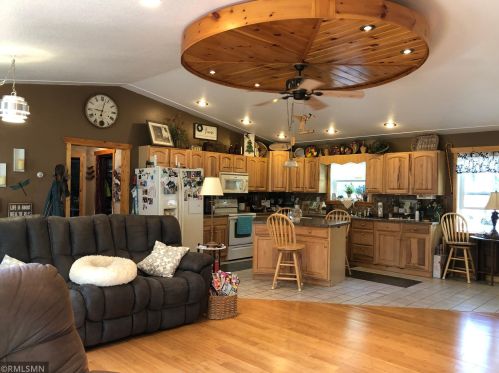 15460 Woodrow Rd, Brainerd, MN 56401-5659