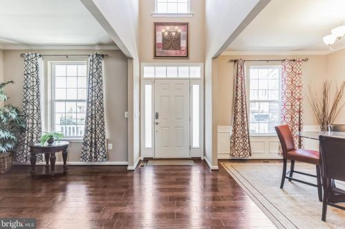 15171 Addison Ln, Woodbridge, VA 22193-6215