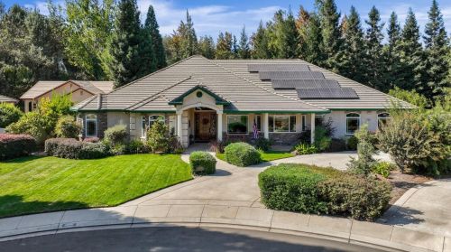 10011 River Ranch Ct, Valley Home, CA 95361-7635