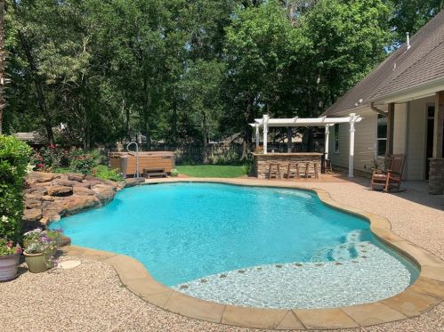 1612 Sweetgum St, Conroe TX  77385-9530 exterior