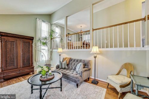 12656 Catawba Dr, Woodbridge, VA 22192-6414