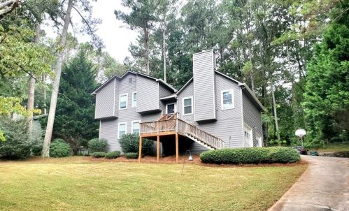 3649 Hampton Dr, Kennesaw, GA 30144-1170