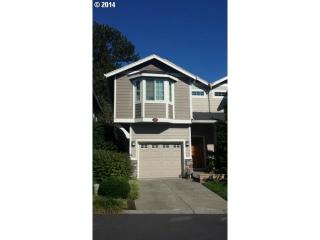 2148 Multnomah St, Portland, OR 97232-2120
