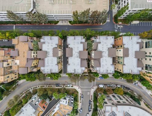 543 Rockefeller, Irvine CA  92612-7175 exterior
