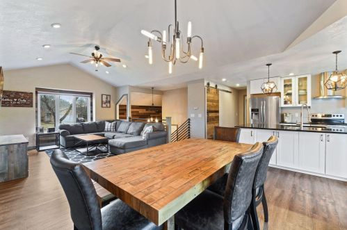 5727 126th St, Saint Paul MN  55124-8210 exterior