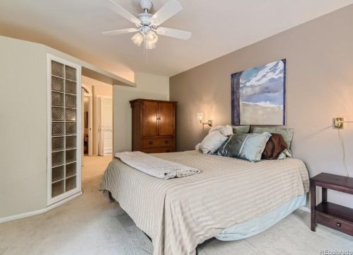 6041 Hinsdale Ave, Englewood CO  80112-1548 exterior