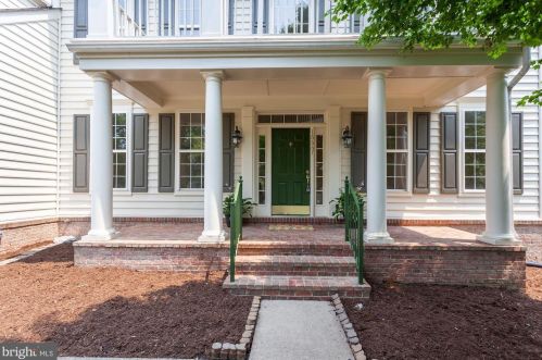 16667 Leocrie Pl, Woodbridge, VA 22191-4528
