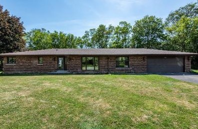 5091 Darlene Ct, Gurnee, IL 60031-1875