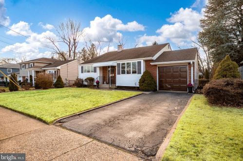 16 Elton Ave, Trenton, NJ 08620-1502
