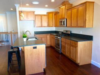 915 Hangman Way, Applegate, OR 97530-9264