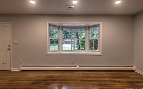 34 Brookwood Ln, Huntington CT  06484-2051 exterior