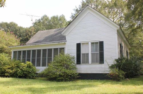 4514 Greenville Rd, Lagrange, GA 30241-8252