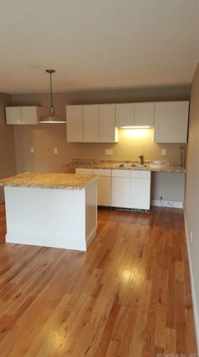 24 West Rd, Ellington, CT 06029-4200