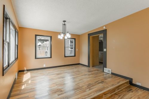652 Berwood Ave, Saint Paul MN  55127-5103 exterior
