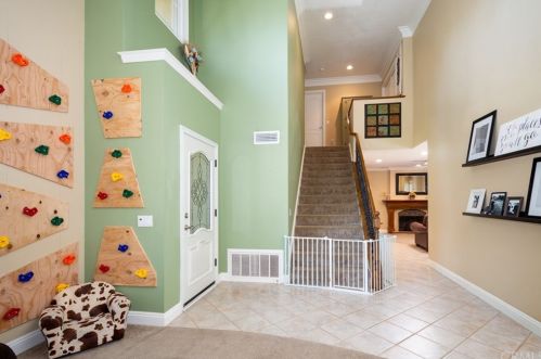 11421 Rancho Del Oro Dr, Riverside CA  92505-3582 exterior