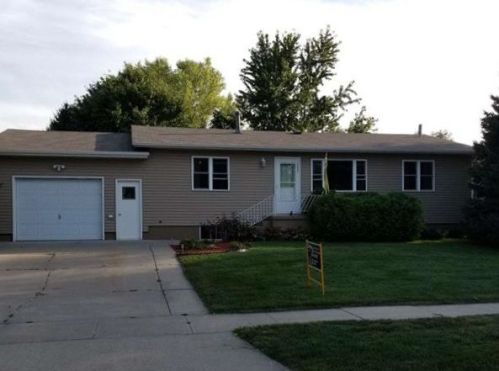 502 Phillip Ave, Hadar, NE 68701-5451