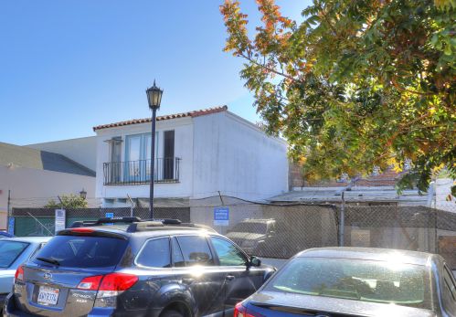 428 State St, Santa Barbara, CA 93101-2305