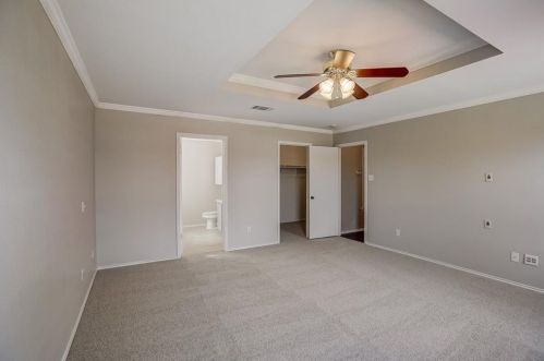 298 Spg Br Loop, Uhland TX 78640-5366 exterior